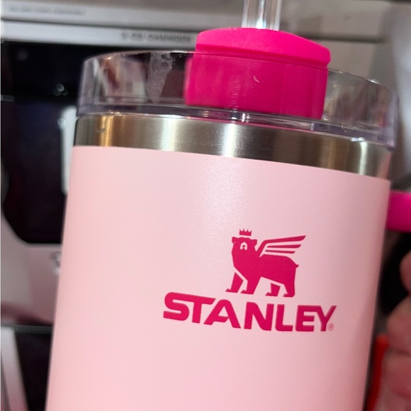 Stanley Pink Flamingo 40oz - Picture 7 of 7